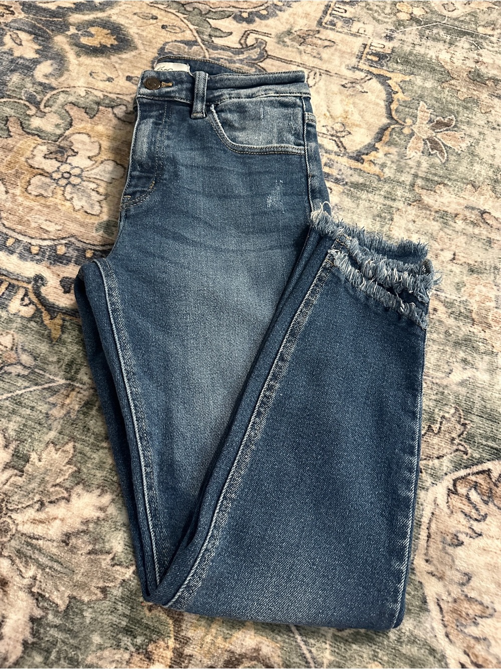 KanCan Women’s Jeans- Size 27
